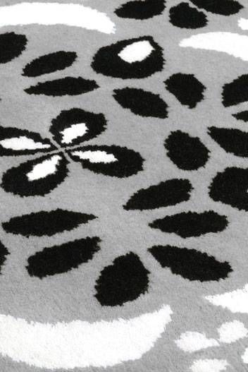 Onyx Cluster Rug by Anna Sutherland